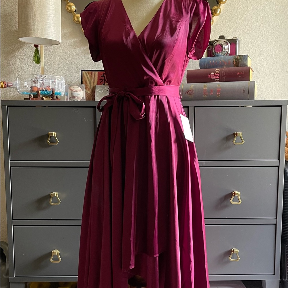 Lulu’s magenta dress - size medium (M) NWT